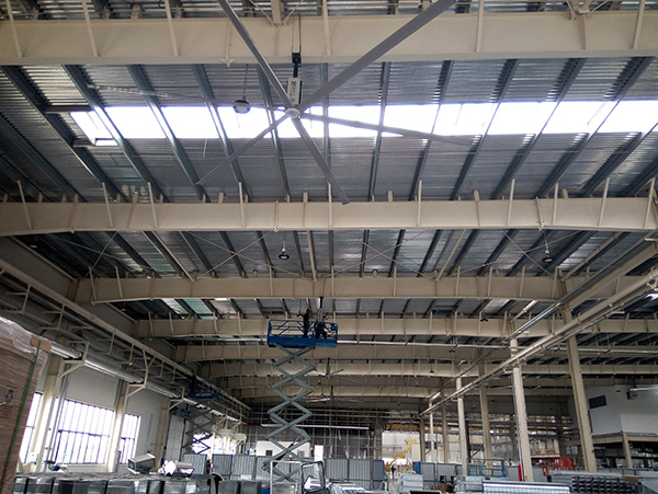 東莞工業(yè)大風扇安裝 步驟